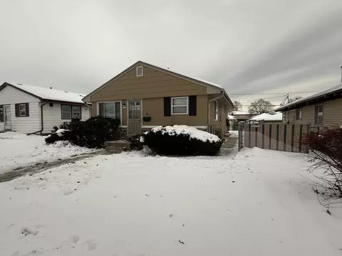 5736 N 96th, Milwaukee, WI 53225