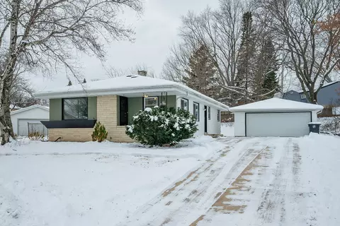 n84w18113 Imperial, Menomonee Falls, WI 53051