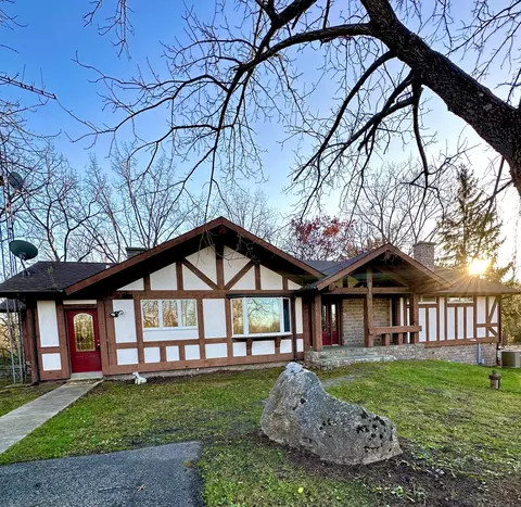 11901 Fox Riv, Twin Lakes, WI 53181