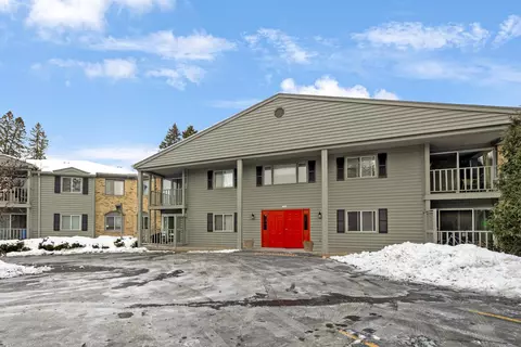 7234 N Green Bay #212, Glendale, WI 53209