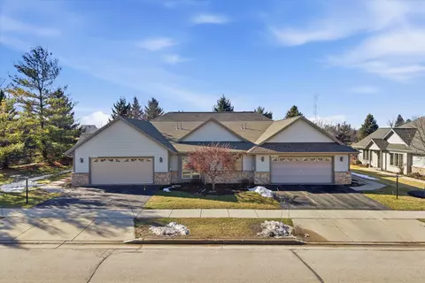 n160w18903 Oakland, Jackson, WI 53037