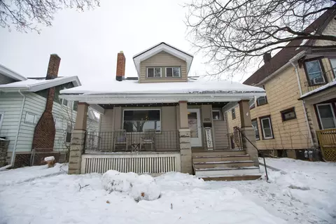1575 S 77th, West Allis, WI 53214