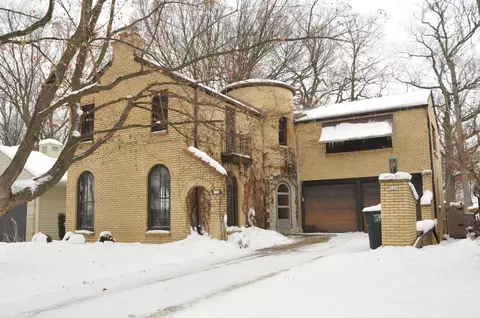156 N 87th, Wauwatosa, WI 53226