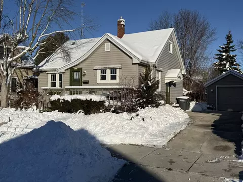 1602 Main, Sheboygan, WI 53083
