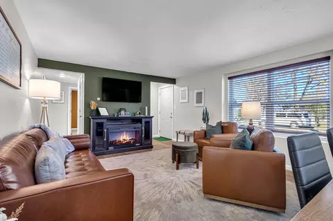 1744 13th, Green Bay, WI 54304