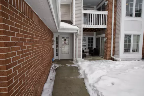 8991 Woodbridge, Greendale, WI 53129