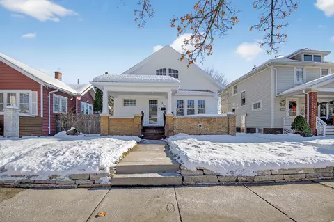 1315 Arthur, Racine, WI 53405