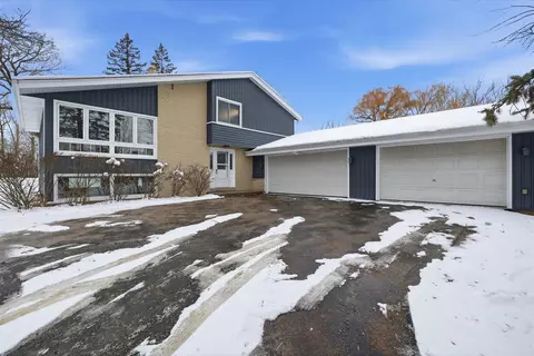 w127n12223 Knollwood, Germantown, WI 53022