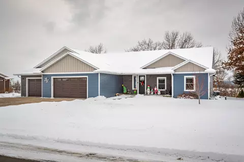 n6805 Sand Prairie Court, Holland, WI 54636