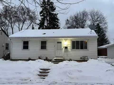 6737 W Cleveland, Milwaukee, WI 53219