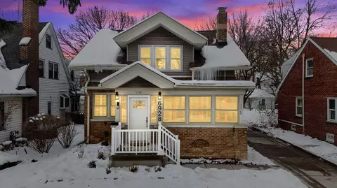 6928 W Wisconsin, Wauwatosa, WI 53213