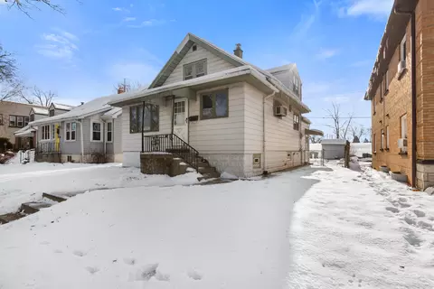 6221 W Fairview, Milwaukee, WI 53213