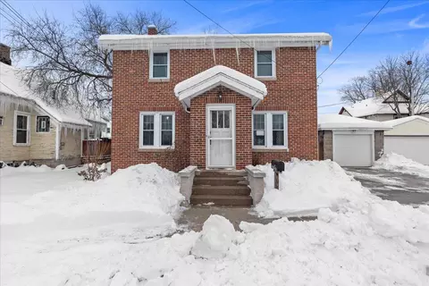 421 Middle, Plymouth, WI 53073
