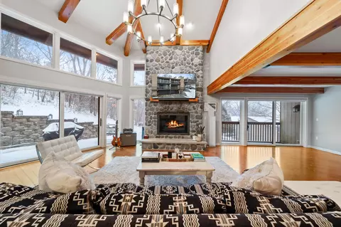 850 Hillside #GG1, Fontana, WI 53125