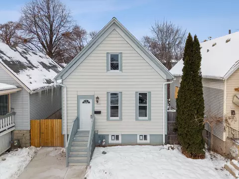 1603 S S Un, Milwaukee, WI 53204