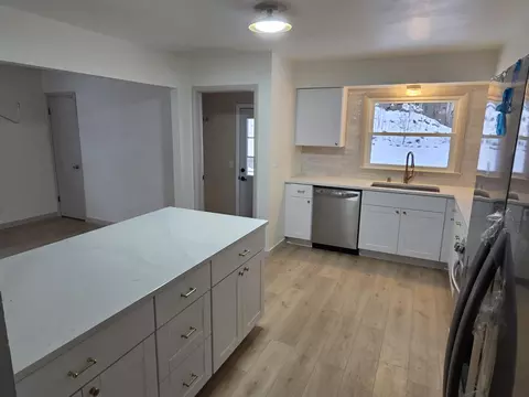 360 Richard, Waukesha, WI 53189