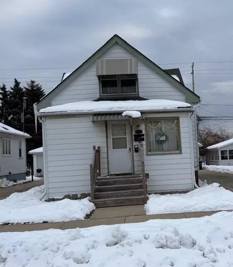 2113 Blake, Racine, WI 53404