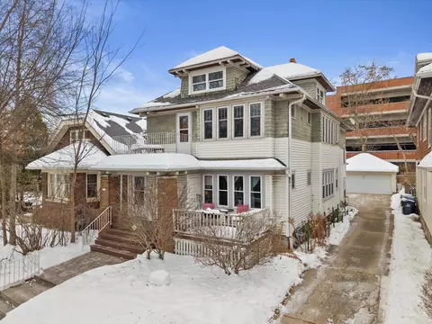 3374 N Cramer #3374, Milwaukee, WI 53211