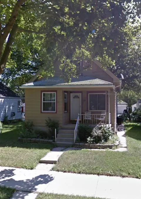 436 S 74th, Milwaukee, WI 53214