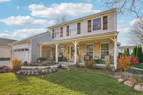 8055 S 85th, Franklin, WI 53132