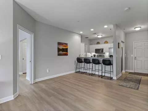 213 S Main #205, Thiensville, WI 53092