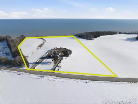5815 County Ls, Newton, WI 54220