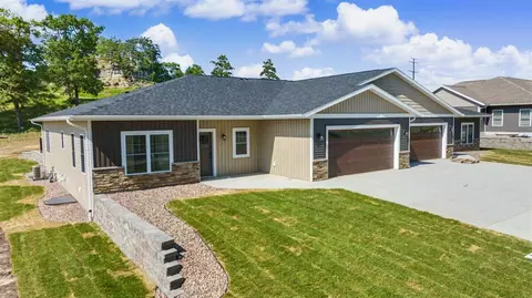 W7676 Castle Mound, Holland, WI 54636