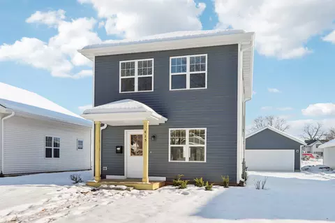 415 Oakland, Waukesha, WI 53186
