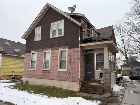 1723 Erie, Racine, WI 53402