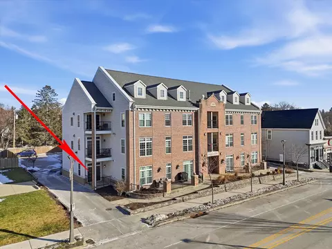 7224 W State, Wauwatosa, WI 53213