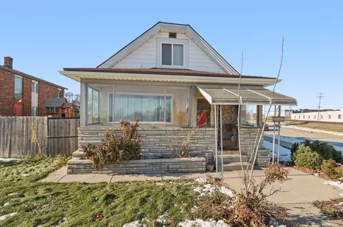 2101 S 60th, West Allis, WI 53219