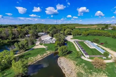 n865 County Road W, Ashford, WI 53010