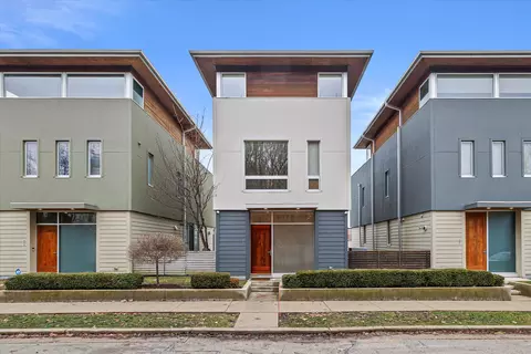 907 E Reservoir, Milwaukee, WI 53212