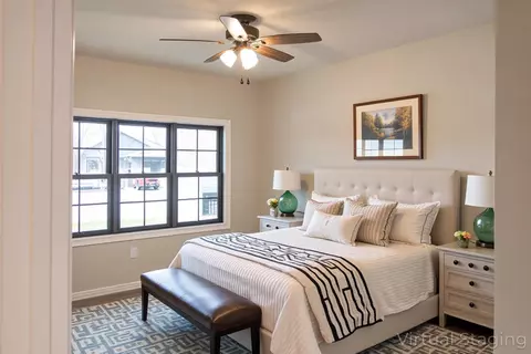 Bedroom - 618 Johnson, Onalaska, WI 54650 photo 1 of 4