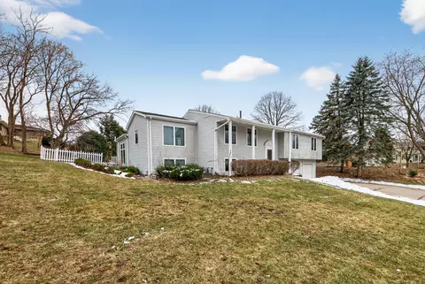 625 Lewis, Burlington, WI 53105