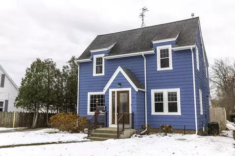915 North, Sheboygan, WI 53083