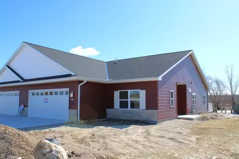 1320 Kettle, Kewaskum, WI 53040