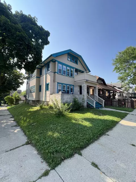 3701 N 14th #3703, Milwaukee, WI 53206