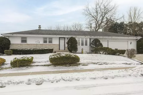 w145n8432 Lucerne, Menomonee Falls, WI 53051