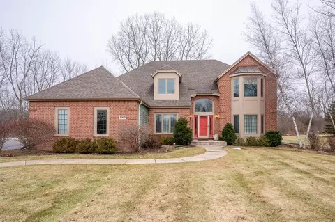 8900 N Lodgewood, River Hills, WI 53217