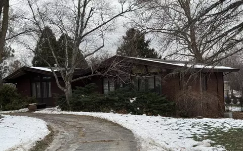 3705 Crestview, Brookfield, WI 53005
