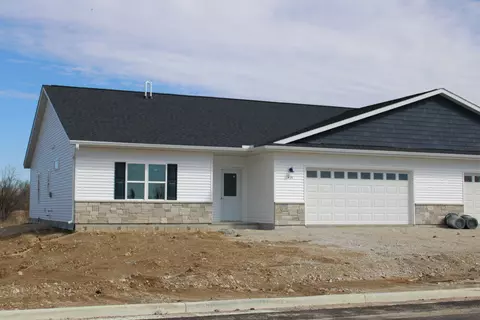 918 Drumlin UNIT 1, Kewaskum, WI 53040