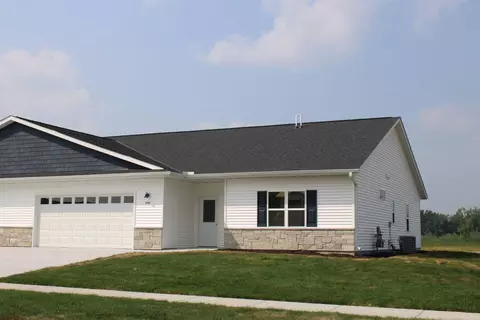 920 Drumlin UNIT 2, Kewaskum, WI 53040