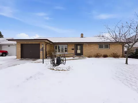 1223 S 25th, Manitowoc, WI 54220