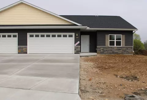 1350 Kettle UNIT 1, Kewaskum, WI 53040