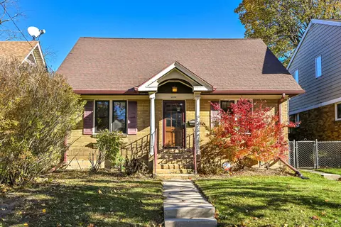 4620 N Ironwood, Glendale, WI 53209