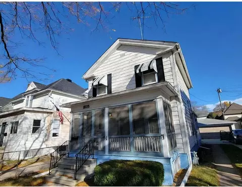 1835 Grand, Racine, WI 53403