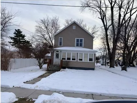 420 E Monroe, Mauston, WI 53948