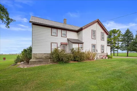 10916 Marken, Meeme, WI 53042