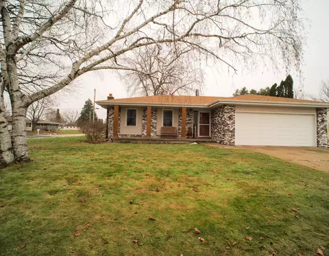 1021 Hill, Watertown, WI 53098